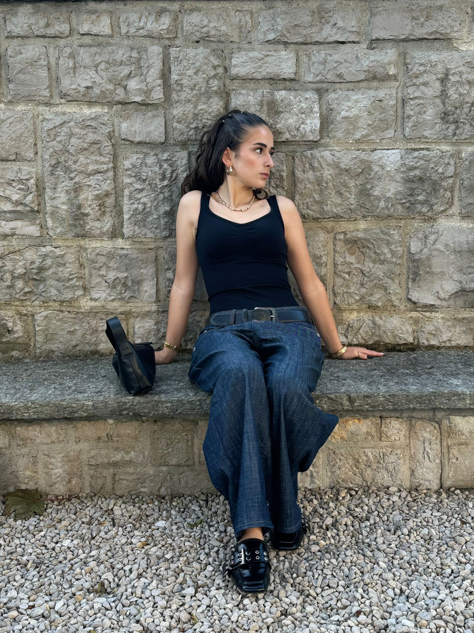 body noir gainant taille de guêpe